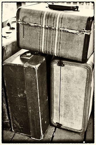Baggage_BW